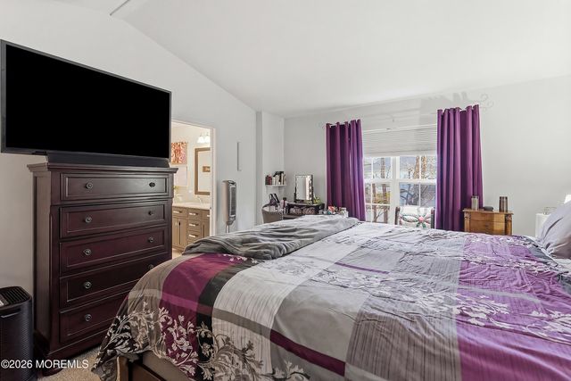 37 Hadley Drive, Robbinsville, NJ 08691