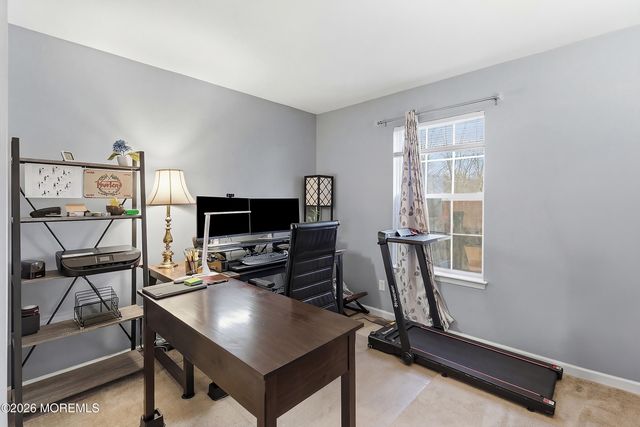 37 Hadley Drive, Robbinsville, NJ 08691