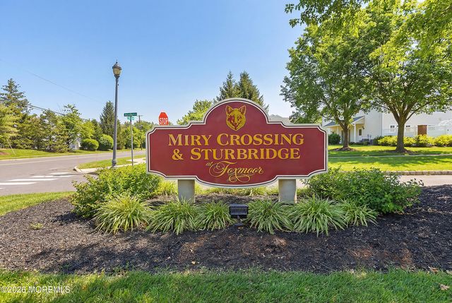 37 Hadley Drive, Robbinsville, NJ 08691