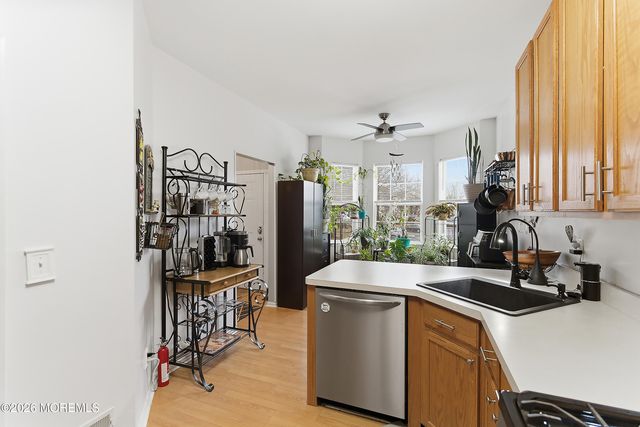 37 Hadley Drive, Robbinsville, NJ 08691