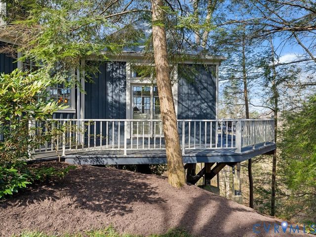 14335 Horseshoe Ford Rd, Ashland, VA 23005