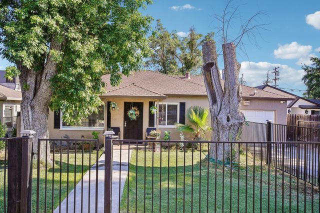 715 E Roseburg Ave, Modesto, CA 95350