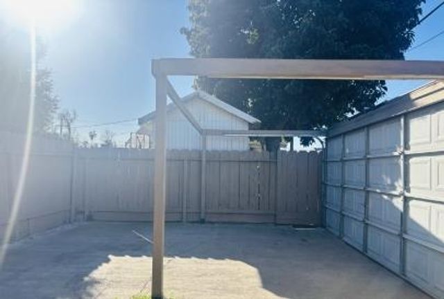 715 E Roseburg Ave, Modesto, CA 95350