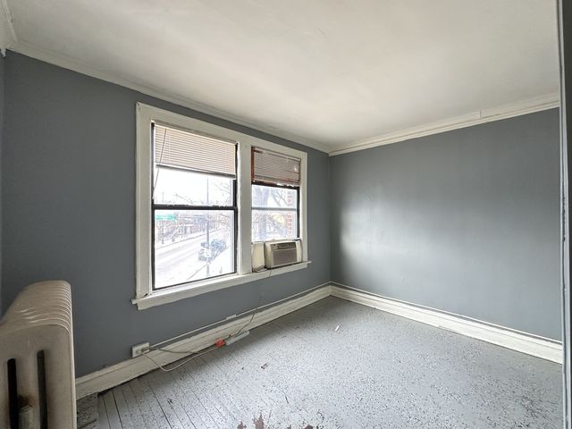 3121 N HAMLIN Avenue 2H, Chicago, IL 60618