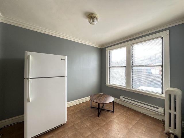 3121 N HAMLIN Avenue 2H, Chicago, IL 60618