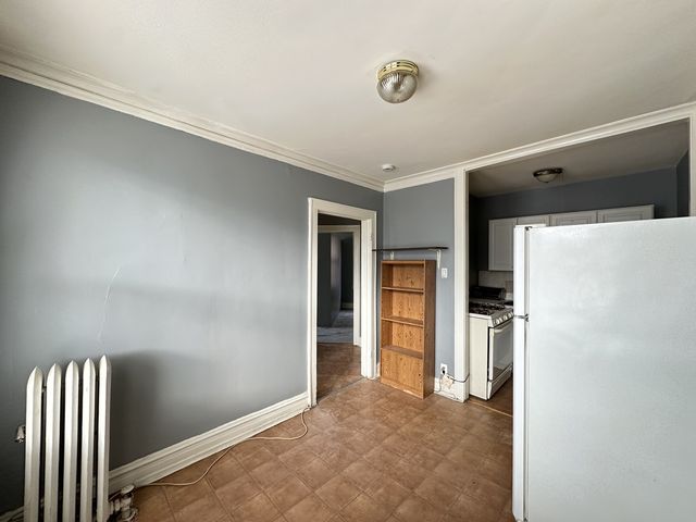 3121 N HAMLIN Avenue 2H, Chicago, IL 60618