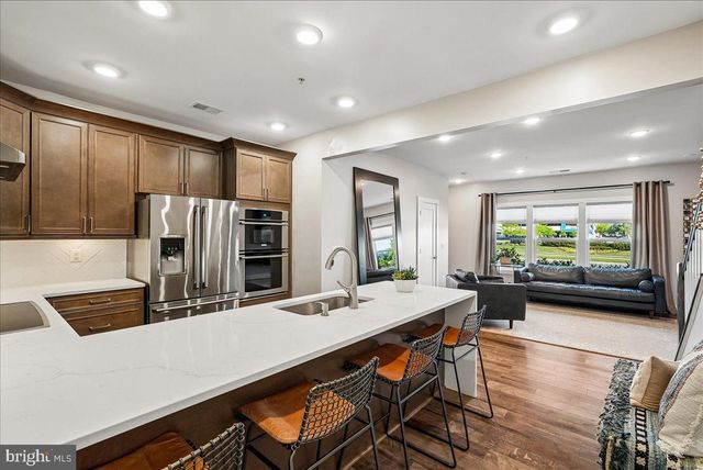 44784 TIVERTON SQ, Ashburn, VA 20147