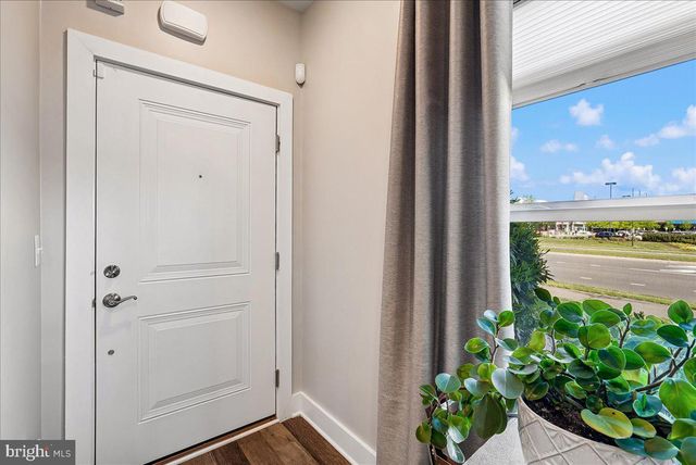 44784 TIVERTON SQ, Ashburn, VA 20147