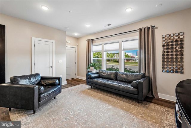 44784 TIVERTON SQ, Ashburn, VA 20147