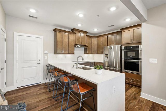 44784 TIVERTON SQ, Ashburn, VA 20147