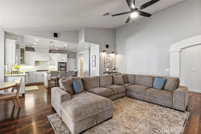 37420 Wildwood View, Yucaipa, CA 92399