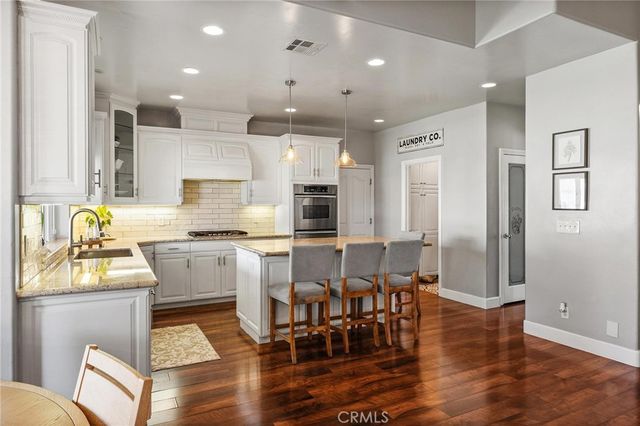 37420 Wildwood View, Yucaipa, CA 92399