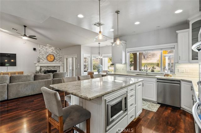 37420 Wildwood View, Yucaipa, CA 92399