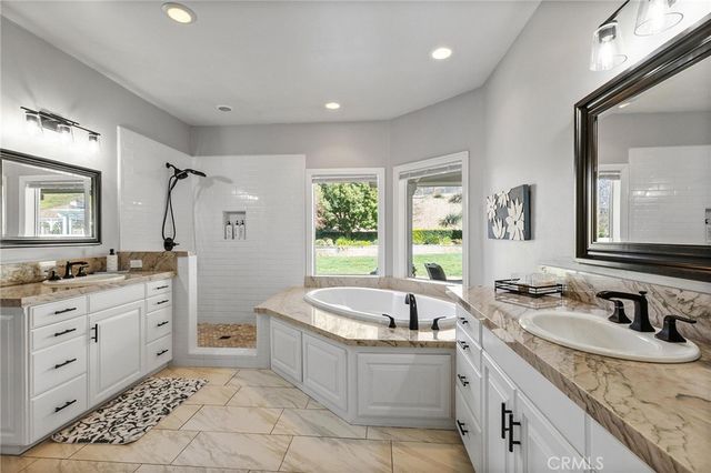 37420 Wildwood View, Yucaipa, CA 92399