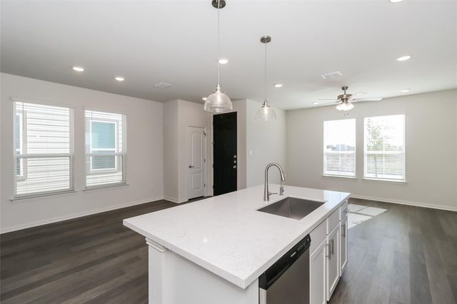 530 Ansley CT, Taylor, TX 76574