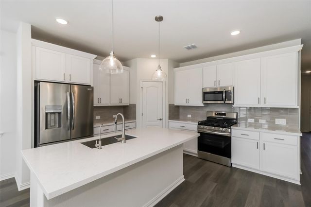 530 Ansley CT, Taylor, TX 76574