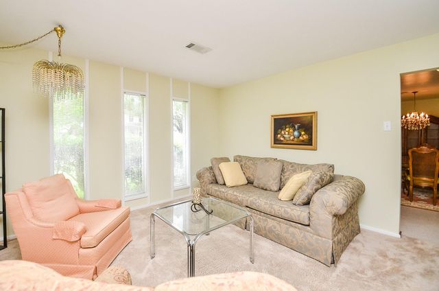 6203 Wigton Drive, Houston, TX 77096
