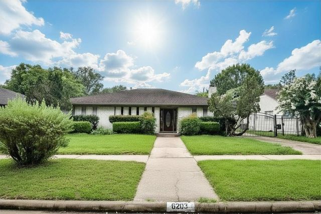 6203 Wigton Drive, Houston, TX 77096