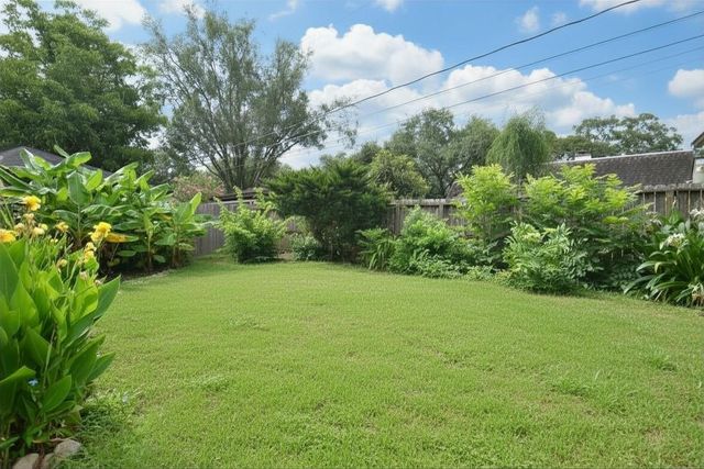 6203 Wigton Drive, Houston, TX 77096