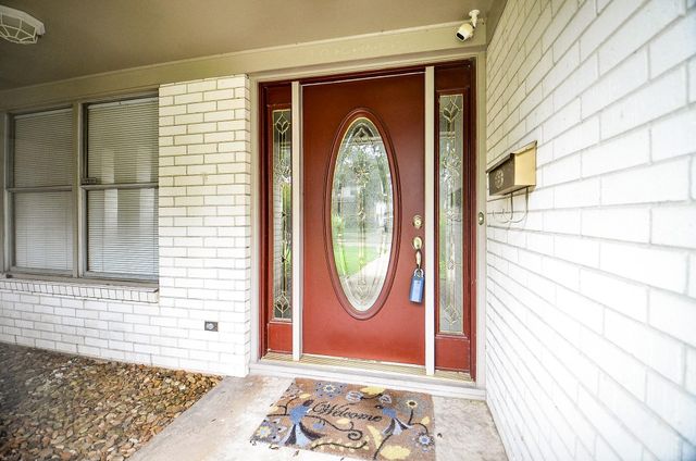 6203 Wigton Drive, Houston, TX 77096