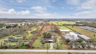 203 W Archer Road, Baytown, TX 77521