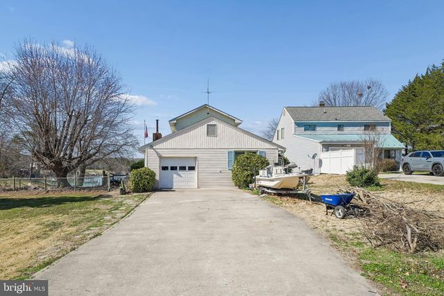 47 BAYVIEW DR, Colonial Beach, VA 22443