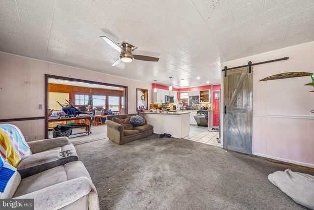 47 BAYVIEW DR, Colonial Beach, VA 22443