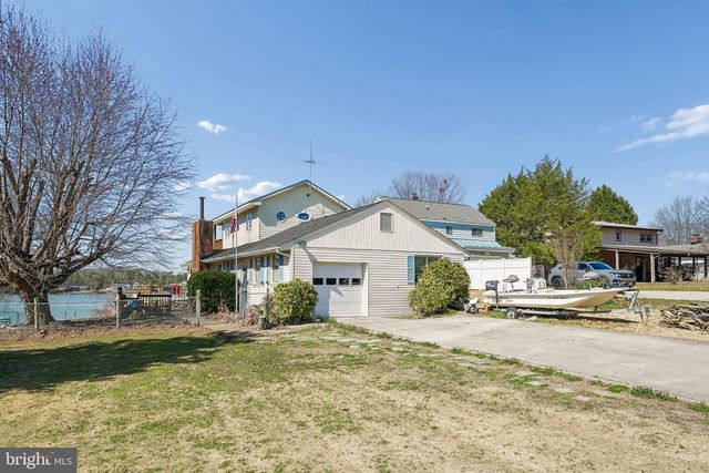 47 BAYVIEW DR, Colonial Beach, VA 22443