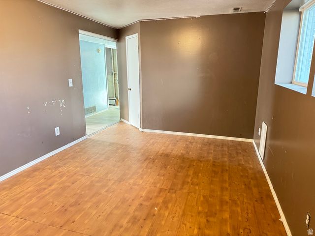 2093 W CHATEAU AVE, Taylorsville, UT 84129