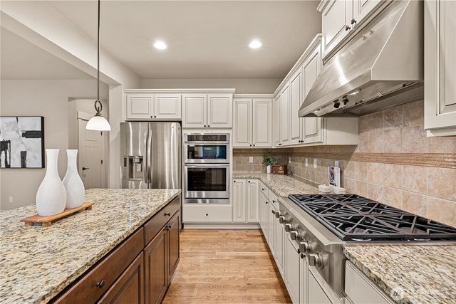 2819 102nd Place NE, Bellevue, WA 98004