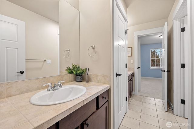 2819 102nd Place NE, Bellevue, WA 98004