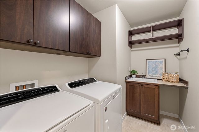 2819 102nd Place NE, Bellevue, WA 98004