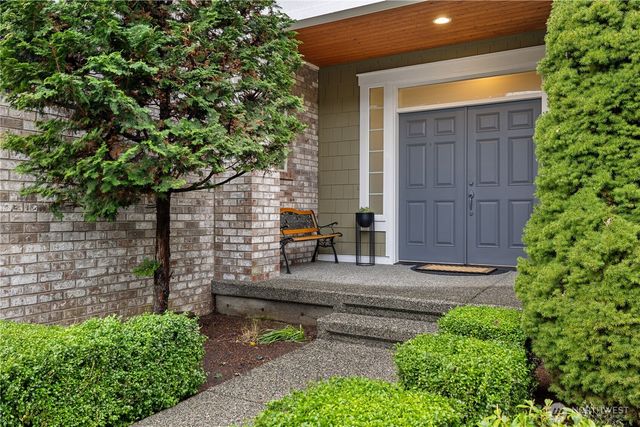 2819 102nd Place NE, Bellevue, WA 98004