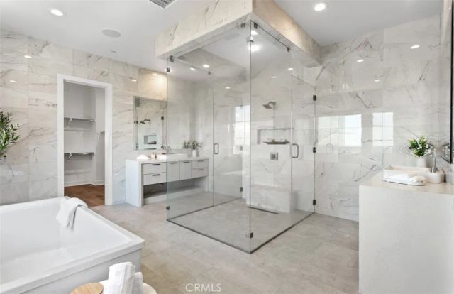 224 Clear Falls, Irvine, CA 92602