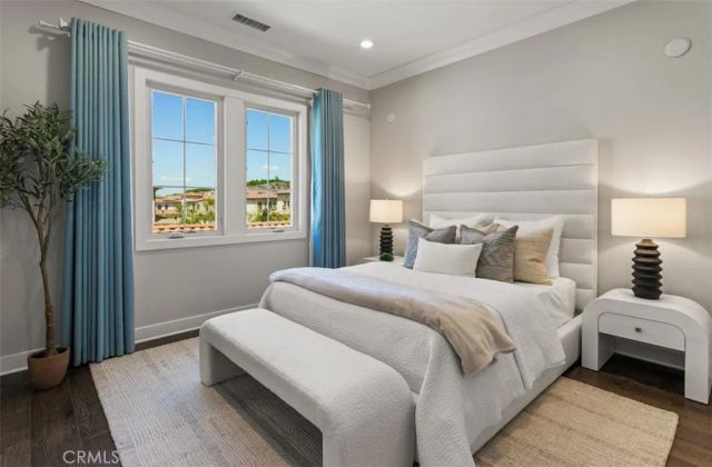 224 Clear Falls, Irvine, CA 92602