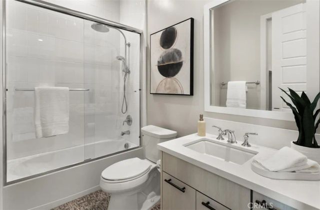 224 Clear Falls, Irvine, CA 92602