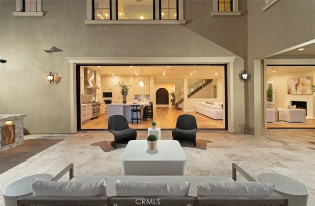 224 Clear Falls, Irvine, CA 92602