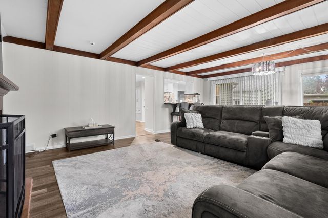 910 Farrell Avenue, Kalamazoo, MI 49006