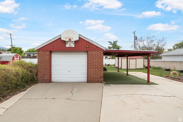 661 W FERN DR, Midvale, UT 84047
