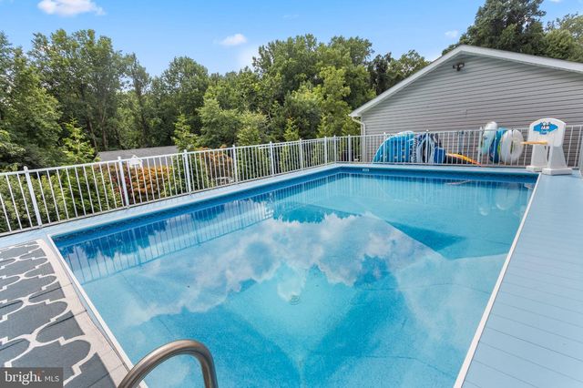 4006 CHESAPEAKE AVE, Chesapeake Beach, MD 20732