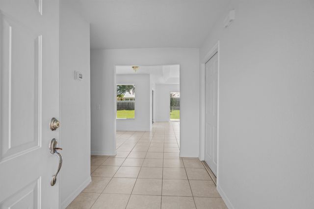 204 Saranac Ln, St Augustine, FL 32086