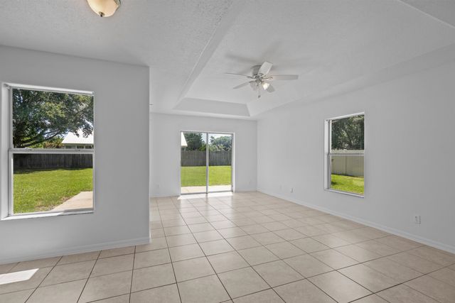 204 Saranac Ln, St Augustine, FL 32086