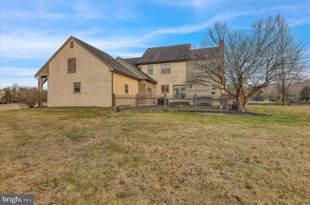 3512 MEADOW VIEW RD, Manheim, PA 17545