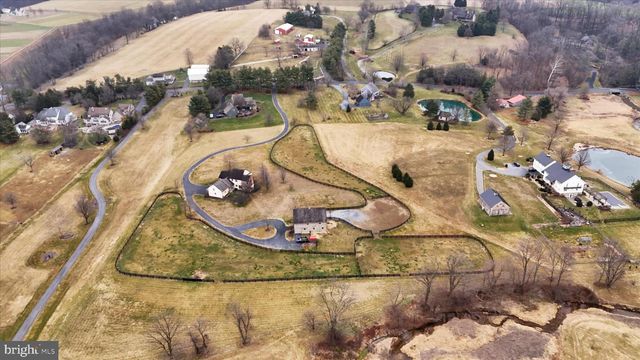 3512 MEADOW VIEW RD, Manheim, PA 17545