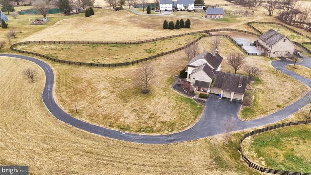 3512 MEADOW VIEW RD, Manheim, PA 17545