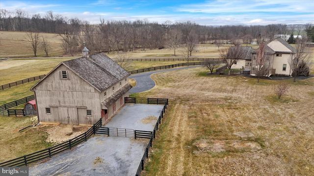 3512 MEADOW VIEW RD, Manheim, PA 17545