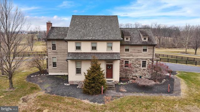 3512 MEADOW VIEW RD, Manheim, PA 17545