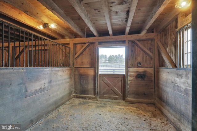 3512 MEADOW VIEW RD, Manheim, PA 17545