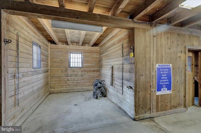 3512 MEADOW VIEW RD, Manheim, PA 17545