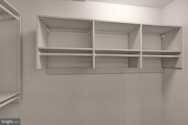 3512 MEADOW VIEW RD, Manheim, PA 17545